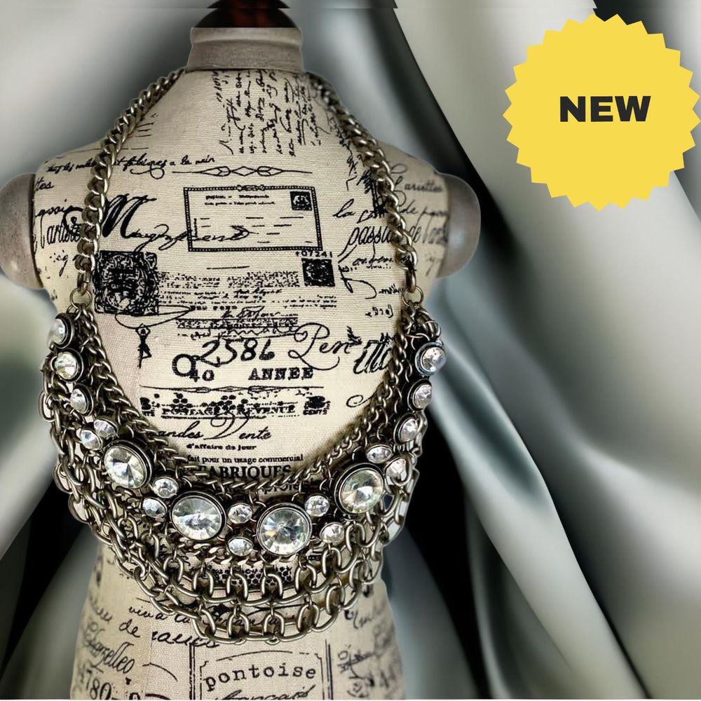 Vintage Rhinestone Bib Necklace and Bracelet Set